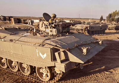 آليات عسكرية إسرائيلية في غزة